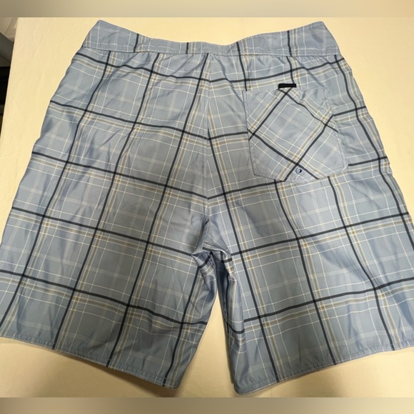 NAUTICA MENS BLUE PLAID SIZE 38 WAIST BERMUDA SHORTS   LIKE NEW - Picture 5 of 13